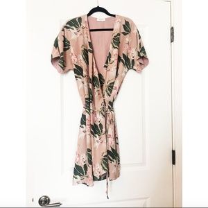 Babaton Wallace Dress Short-sleeve wrap dress